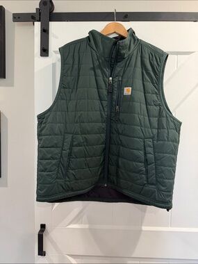 Carhartt Quilted Insulated Vest in Dark Green